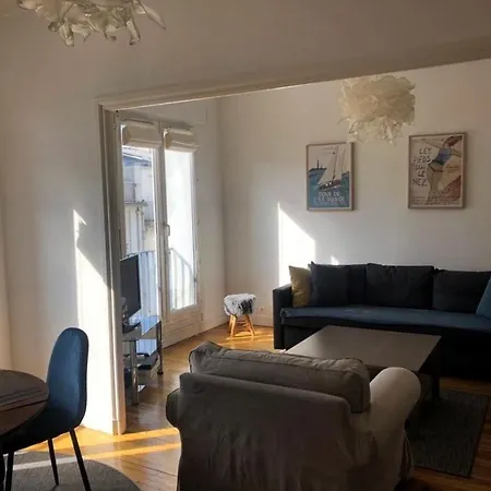 L'aiguillon, Bel Hyper-centre Apartament